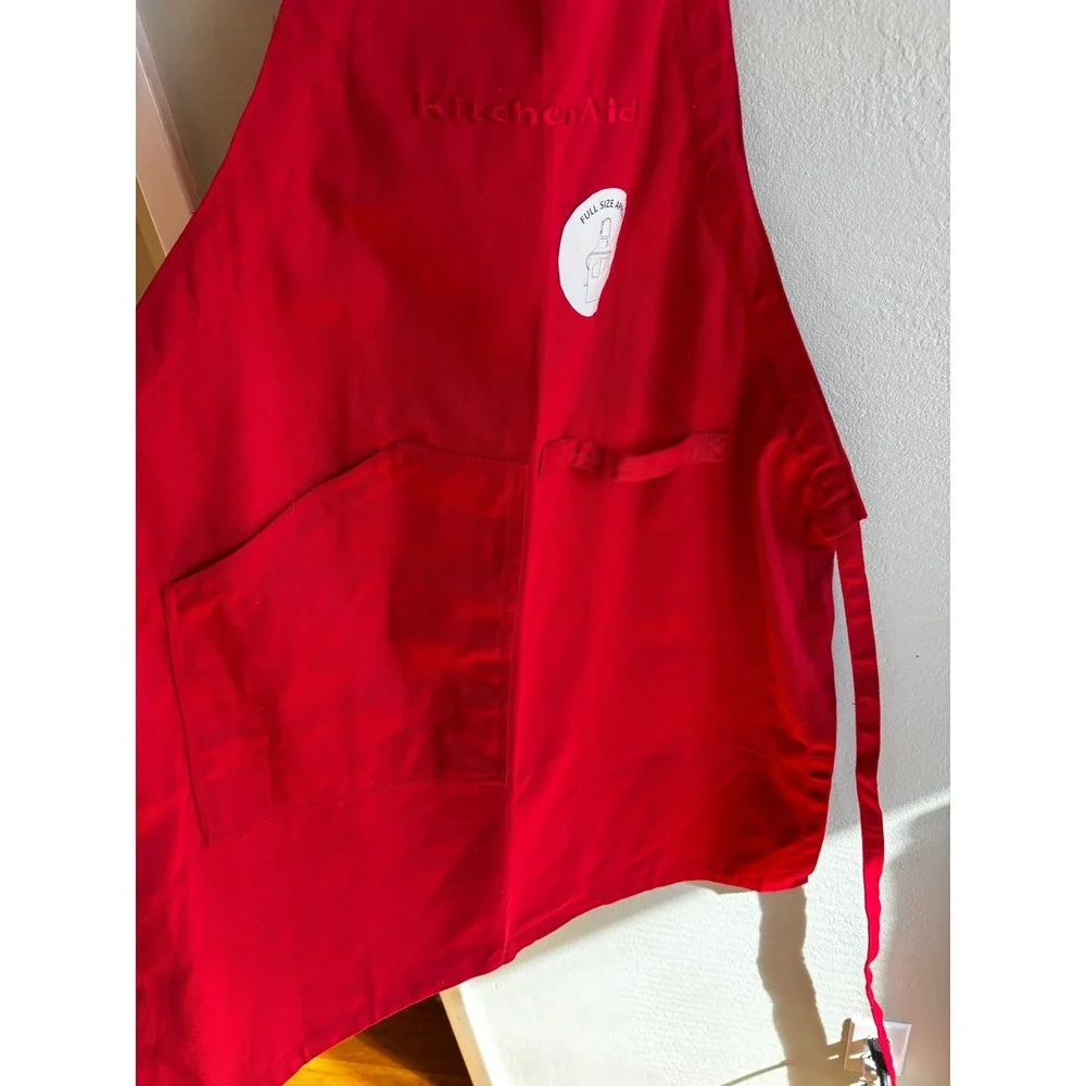 KitchenAid Red Full Size Adult Bib Apron with Pockets NEW without tags